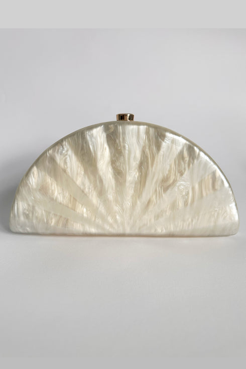 Sea shell pearlescent clutch bag, white
