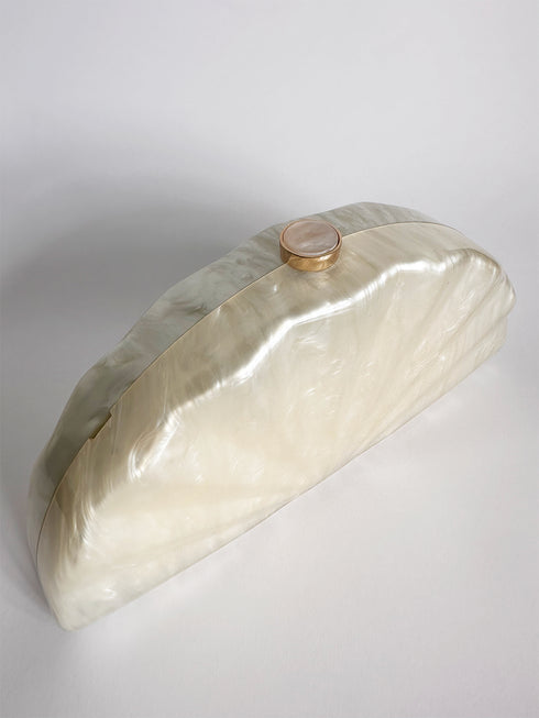Sea shell pearlescent clutch bag, white